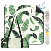 Sekey Picknickdecke Wasserdicht bananenblatt muster, mit den Blättern, Sandfreie Stranddecke mit PEVA-Unterseite & Tragegurt für Picknick, Camping und Strand