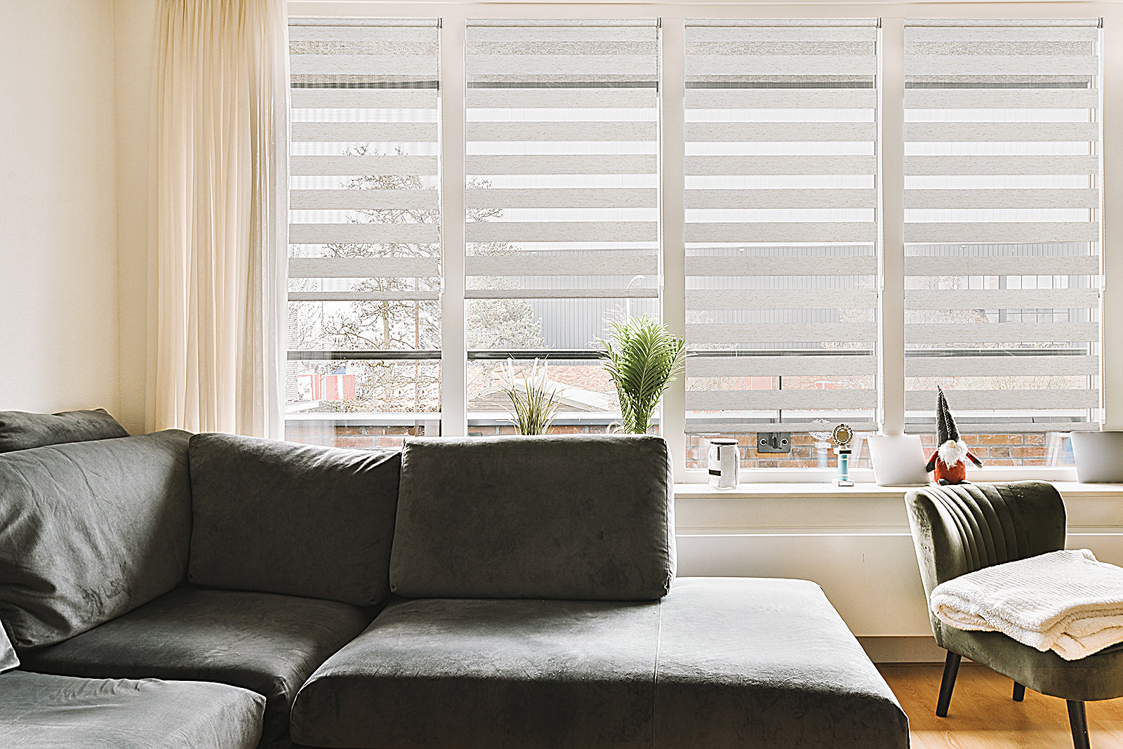 Sekey Stufenlos verstellbares Doppelrollo mit Klemmfix ohne Bohren, lichtdurchlässig & blickdicht, einfache Montage, ideal für Fenster in jedem Raum - Weiß Sekey