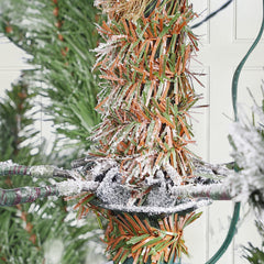 Salcar Künstlicher Weihnachtsbaum mit Schnee und LED Beleuchtung – Realistischer Tannenbaum mit Metallständer, 180 cm / 210 cm, warmweißes Licht