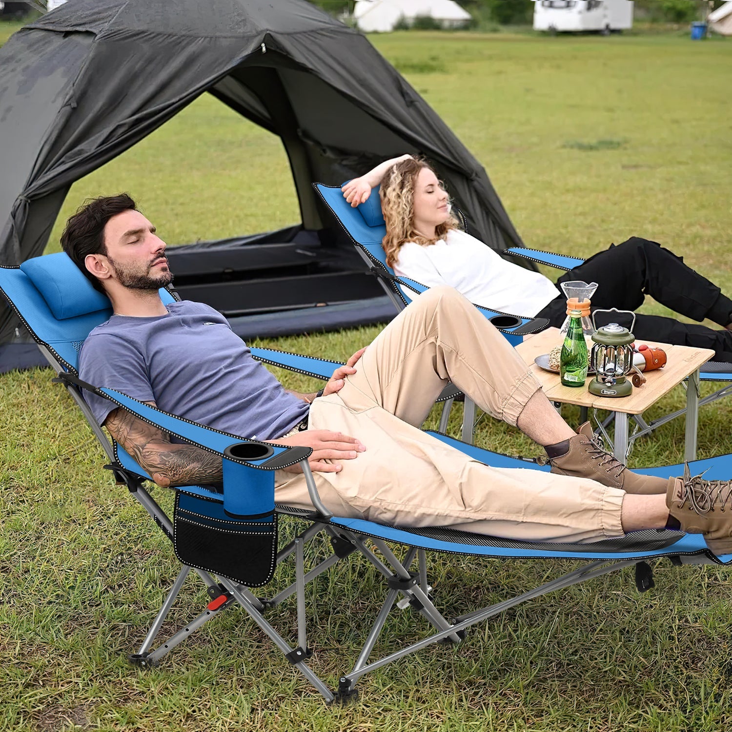 Sunula Klappbarer Campingstuhl, Liegestuhl 2-in-1, Belastbar bis 100 kg, Abnehmbare Fußablage, Getränkehalter, Tragetasche, Leicht, Verstellbare Rückenlehne, Für Angeln, Strand, Camping, Garten, Outdoor Sekey