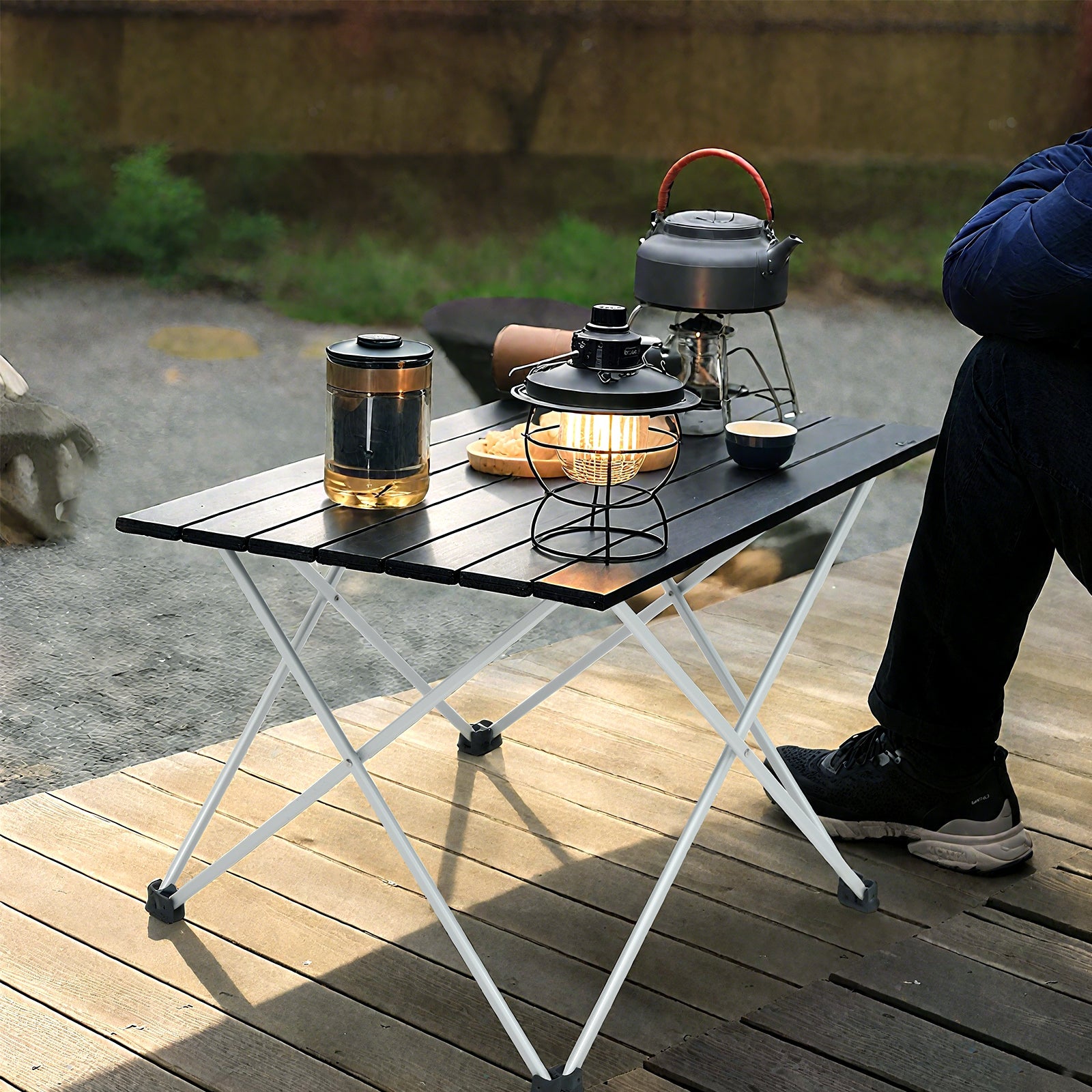 Sunula Klappbarer Campingtisch, Ultraleicht 1,7 kg, 30 kg Tragkraft, Wasserdicht, Rutschfest, 3 Größen, Einfach zu Montieren, Für Camping, Picknick, Garten, Outdoor Sekey