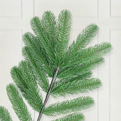 Salcar Künstlicher Weihnachtsbaum aus 100 % PE – Realistische Tannenzweige, dichter Look & stabiler Metallständer – 150 / 180 / 210 cm