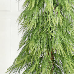 Salcar Künstlicher Weihnachtsbaum mit Holzständer – 100 % PE, zartgrün & naturgetreu – 120 cm / 150 cm, pflegeleicht & stabil