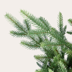 Salcar Künstlicher Weihnachtsbaum 150/180/210 cm, 90 % PE Spritzguss Premium Tannenbaum, naturgetreuer Christbaum mit Metallständer & Handschuhen – Dicht, Klappbar & Wiederverwendbar