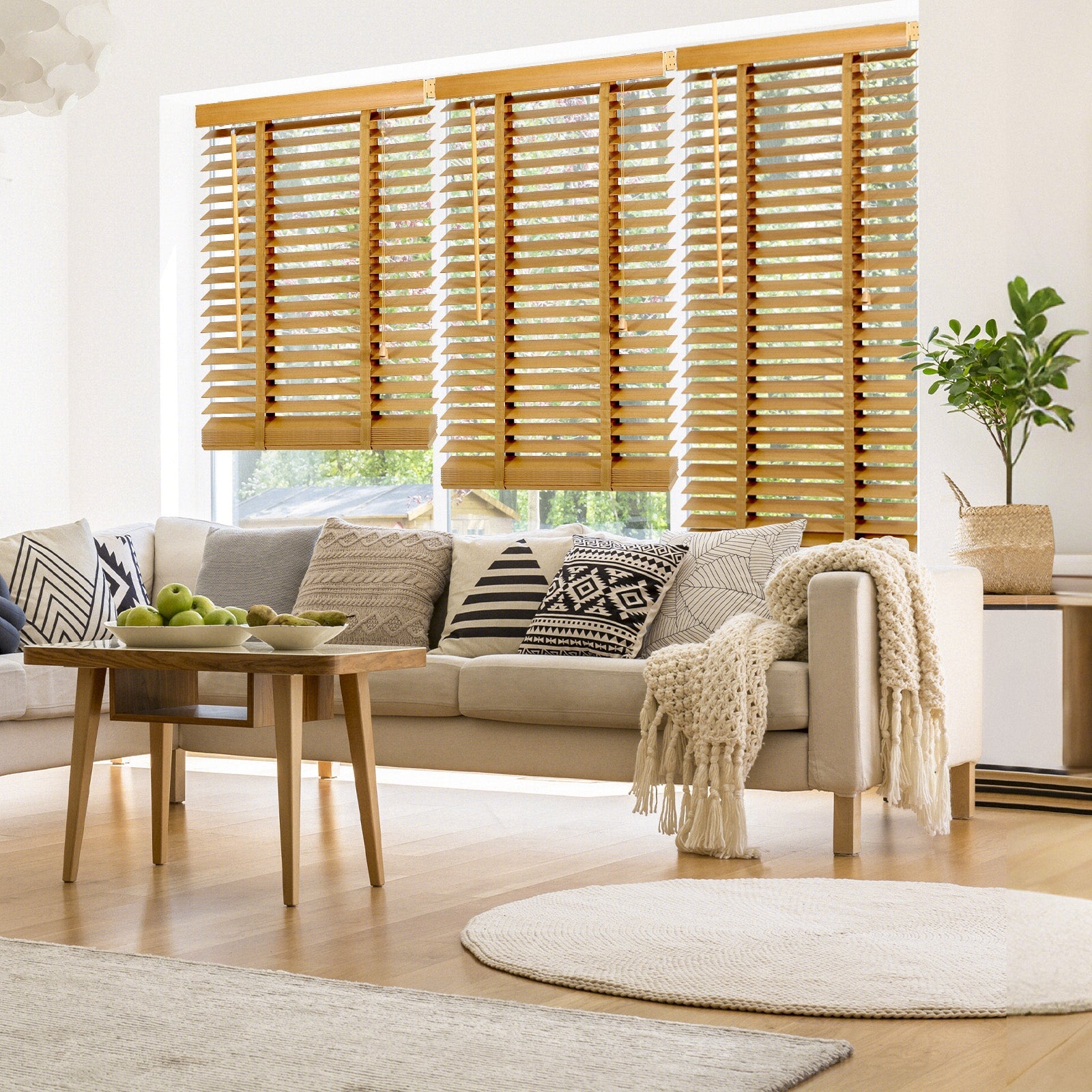 Sekey Jalousie aus Echtholz- Naturholzfarbe - 50 mm Lamellen mit natürlicher Holzoptik SEKEYMALL