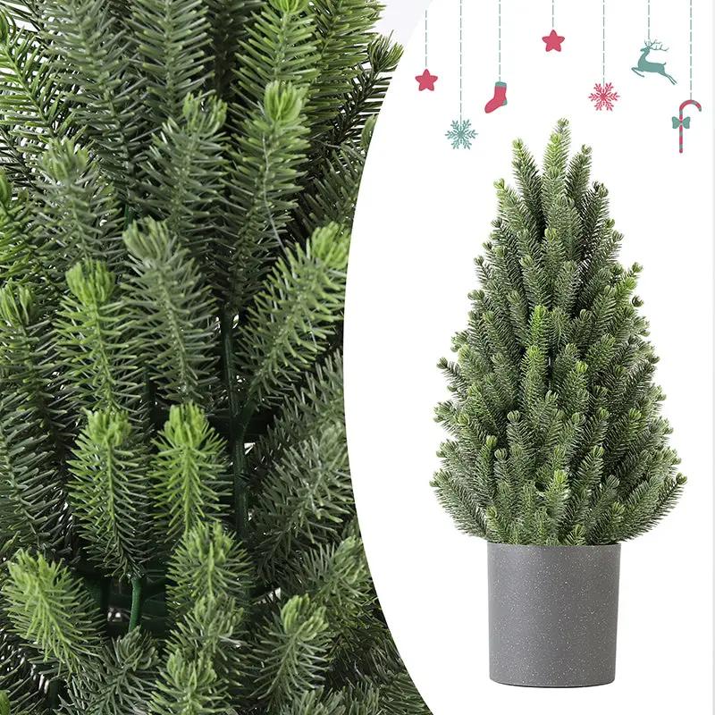 Salcar 50cm Künstlicher Weihnachtsbaum Kleinmit Basistopf, Nordmanntanne, aus 100% PE Spritzguss Salcar